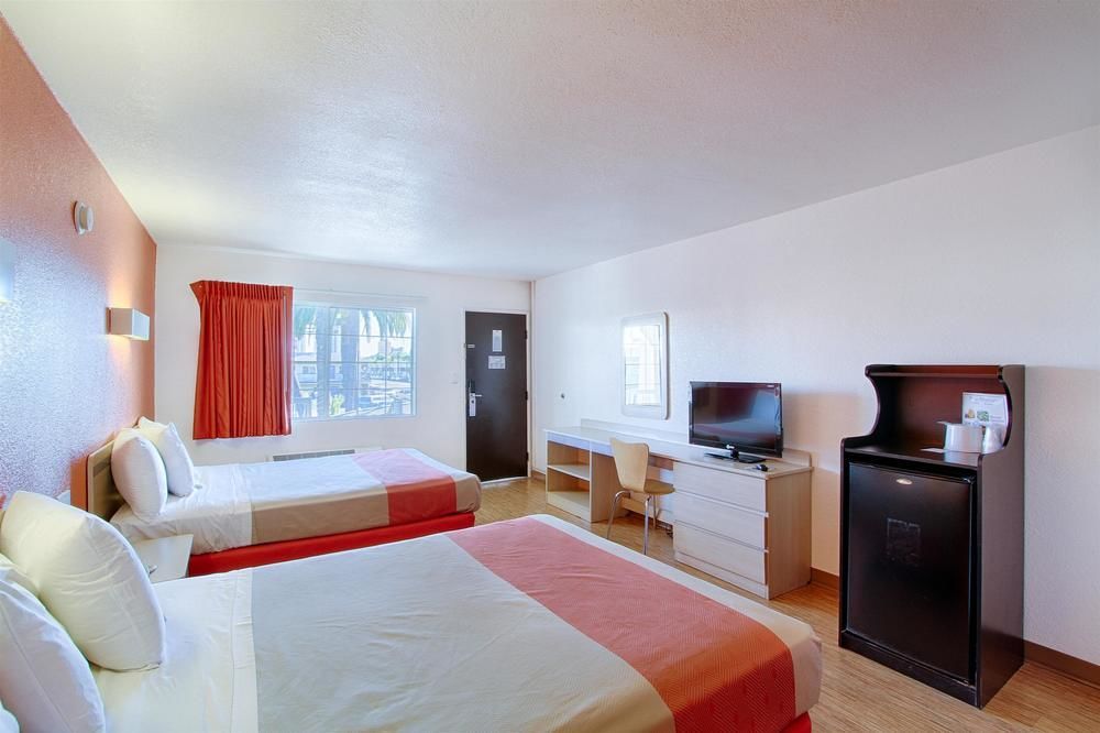 Motel 6 San Diego, Ca Airport Harbor Luaran gambar