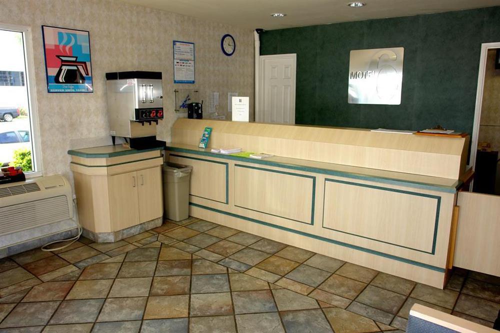 Motel 6 San Diego, Ca Airport Harbor Dalaman gambar